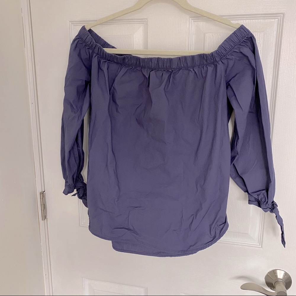 Abercrombie & Fitch Off the Shoulder Shirt
